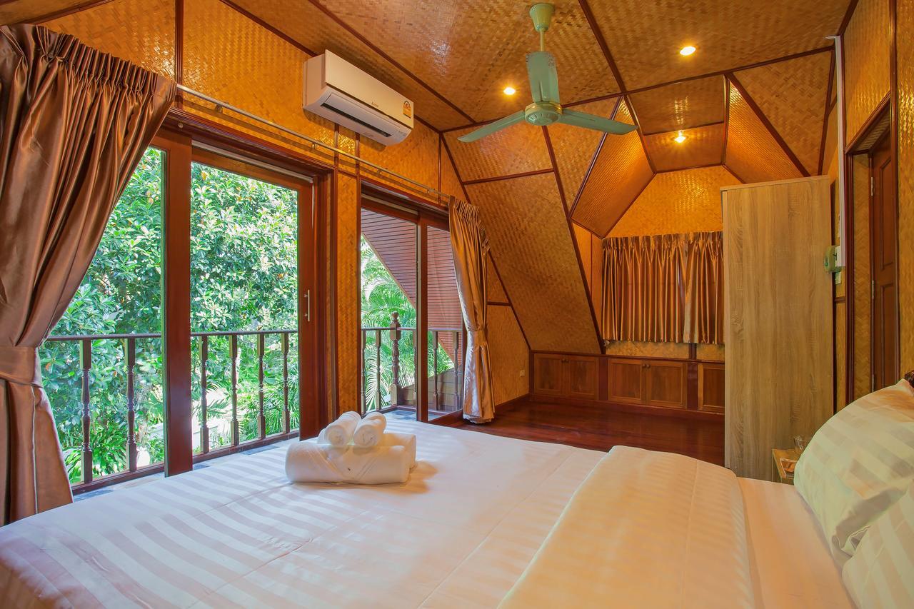 Traditional Thai Villa Nikkie In Tropical Nature, 4Br & Pool, Near Rawai Beach Nai Harn Exteriör bild