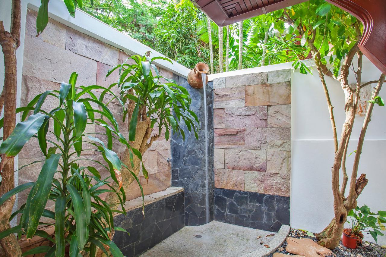 Traditional Thai Villa Nikkie In Tropical Nature, 4Br & Pool, Near Rawai Beach Nai Harn Exteriör bild
