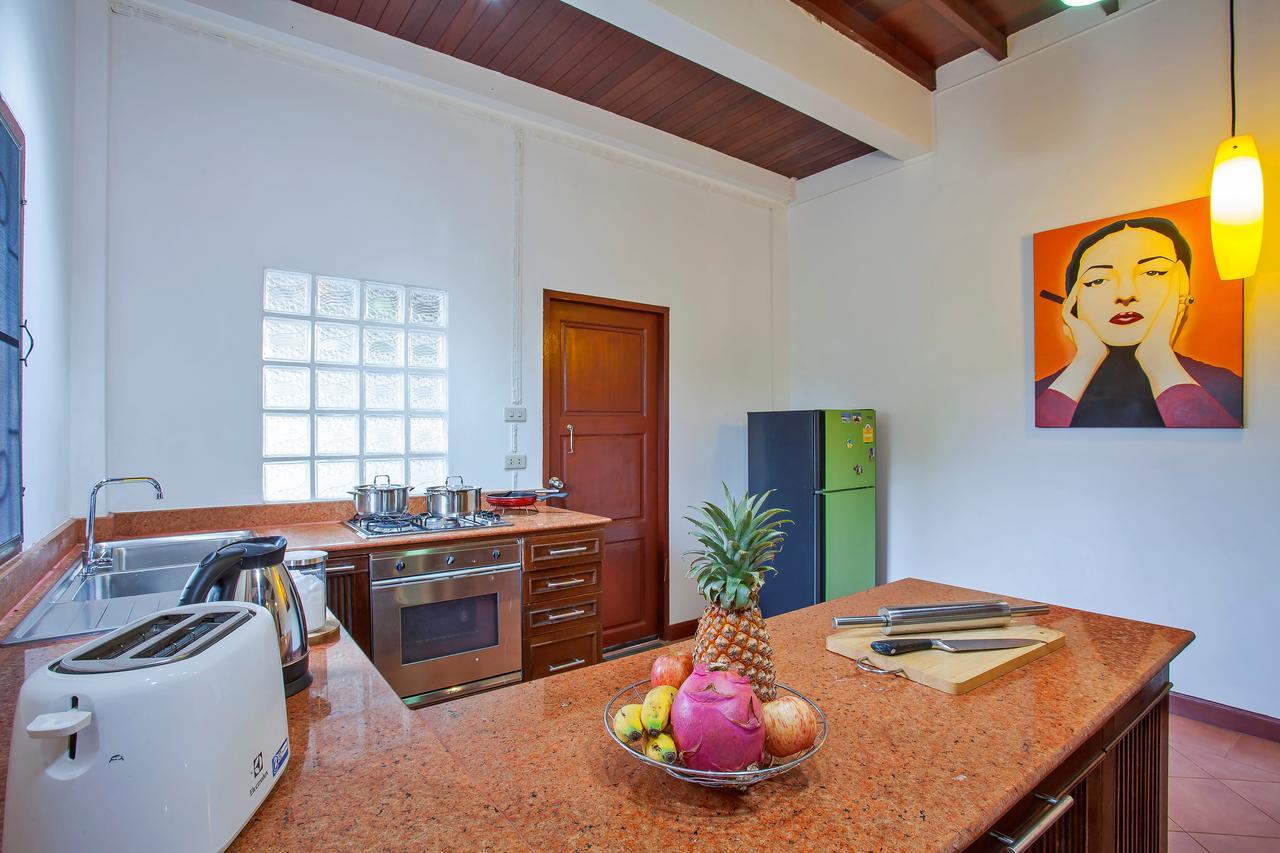 Traditional Thai Villa Nikkie In Tropical Nature, 4Br & Pool, Near Rawai Beach Nai Harn Exteriör bild